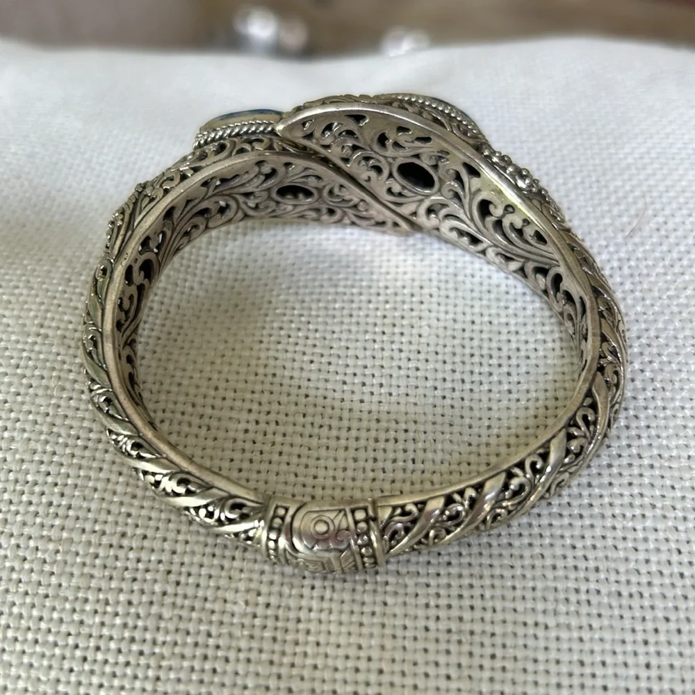 Elegant Silver and Blue Fossilized Coral Women's Bracelet - Picture 2 of 8